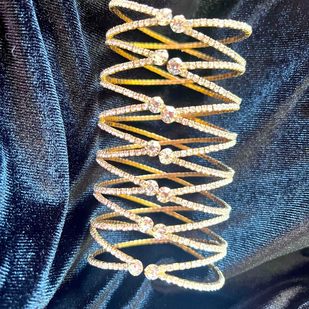 Faux Diamond Wrap Bangle